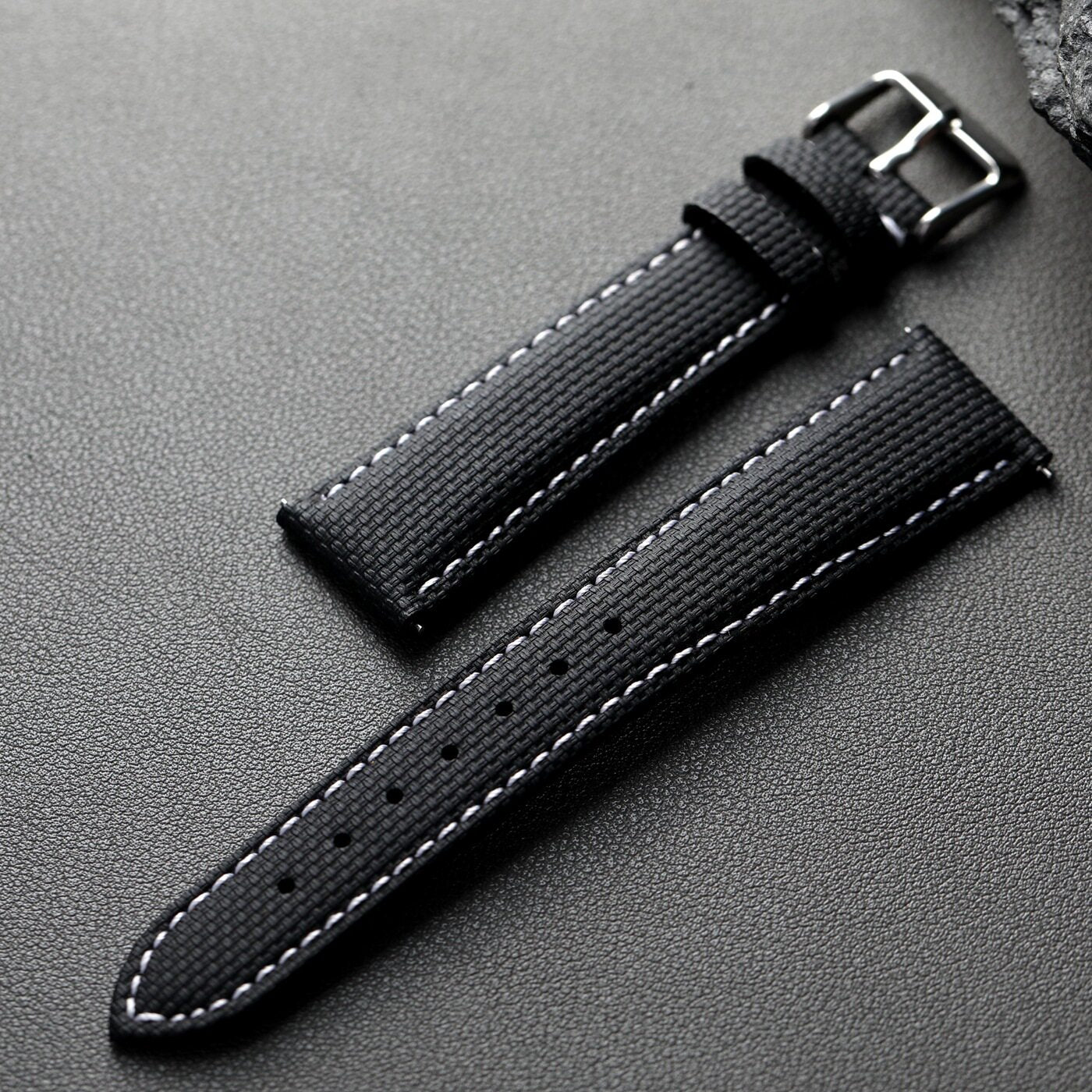 ROAN HyFlex™ Series | FKM Rubber Layered Premium Leather Strap