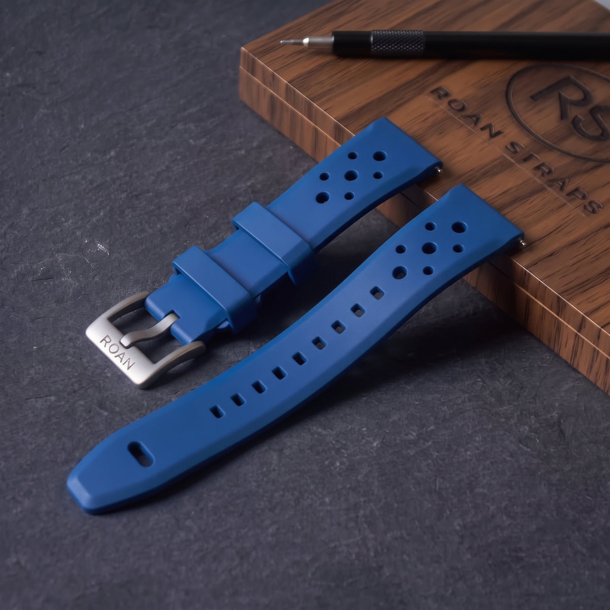 ROANSTRAPS | „Deep Ocean Horizon“ – Premium FKM Kautschuk Uhrenarmband mit Titan Grade 5 Dornschließe (personalisierte Gravur)