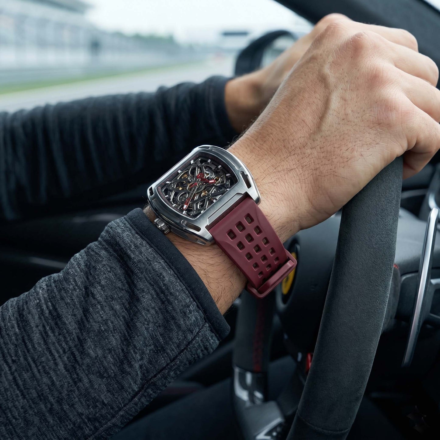ROANSTRAPS | Pro-Vent FKM Strap & Custom Engraving（Red）
