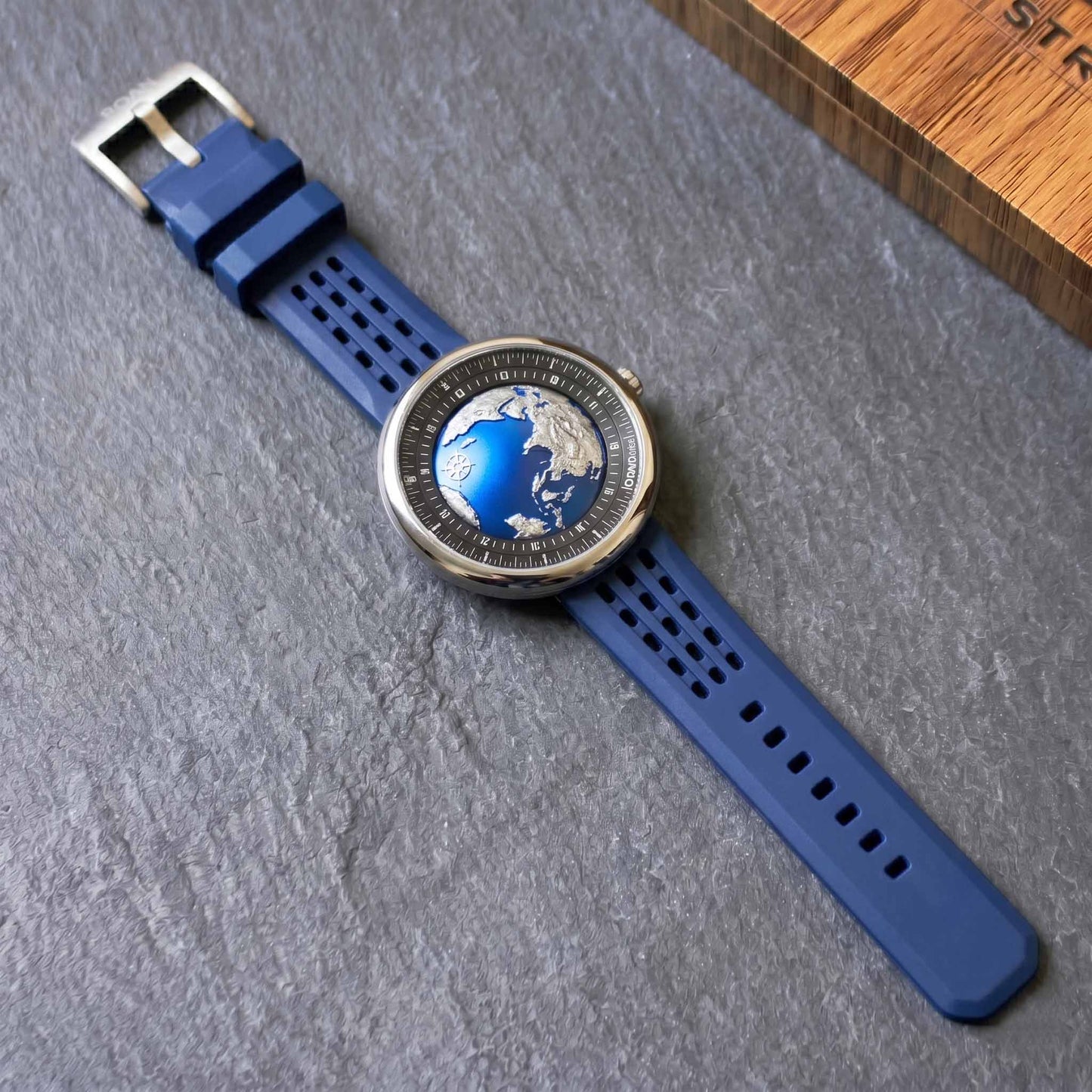 ROANSTRAPS | Pro-Vent FKM Strap & Custom Engraving（Blue）
