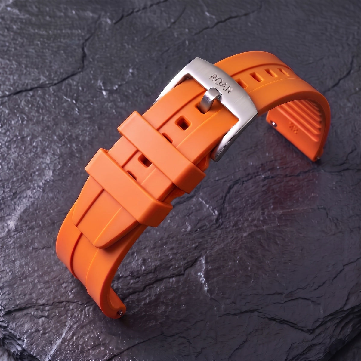 ROAN STRAPS | "AeroTrack" Forest Green High-Density FKM Rubber Watch Band with Liquid Silver Pure Titanium Buckle
